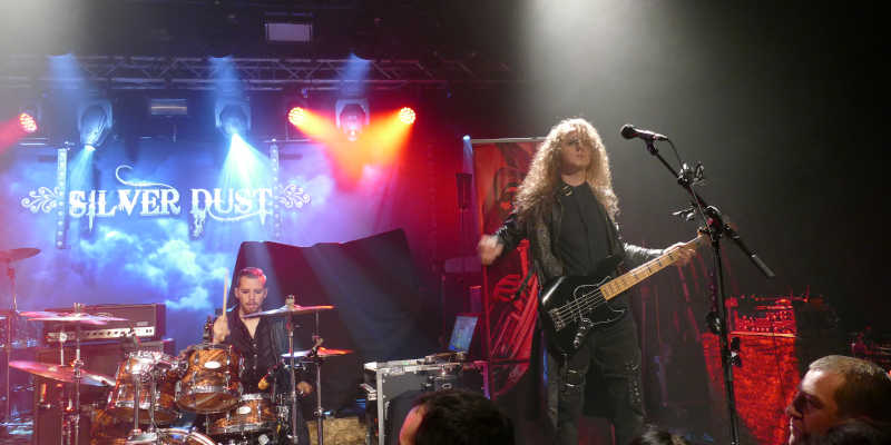 Siver Dust en concert